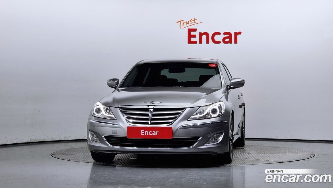 Hyundai Genesis 2013