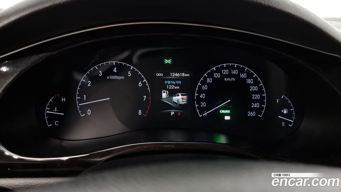 Hyundai Genesis 2013