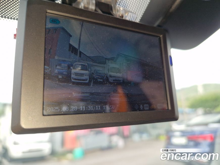 Renault-KoreaSamsung SM7 2011