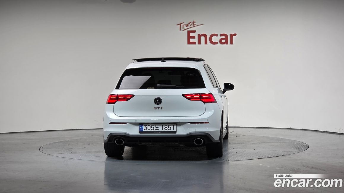 Volkswagen Golf 2024