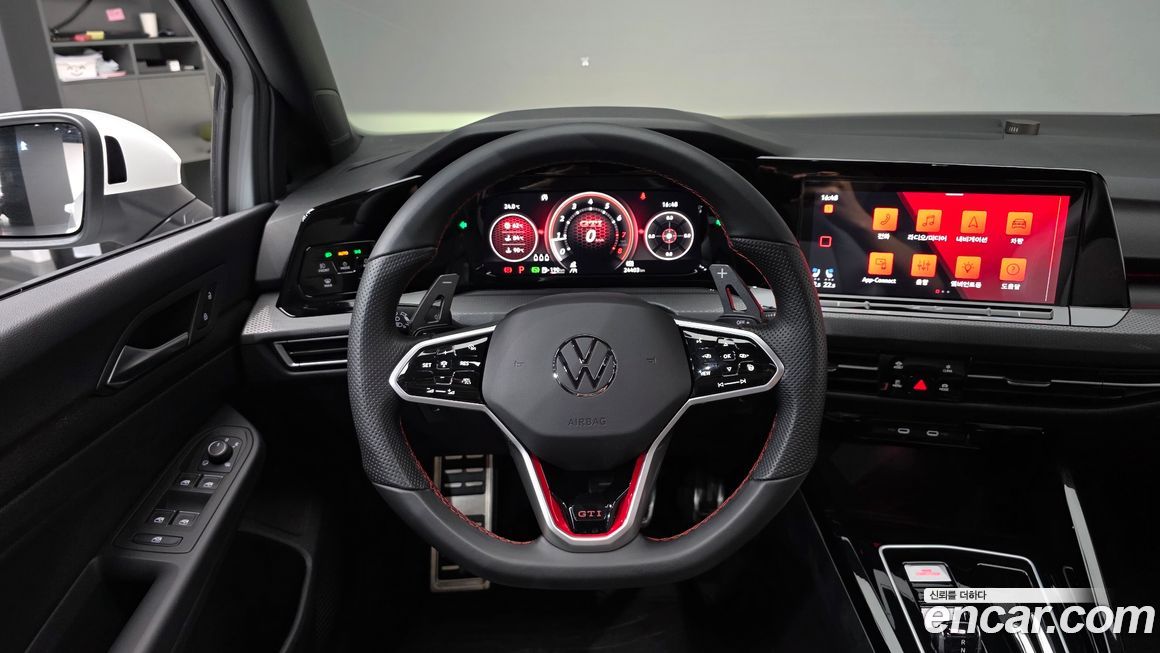 Volkswagen Golf 2024