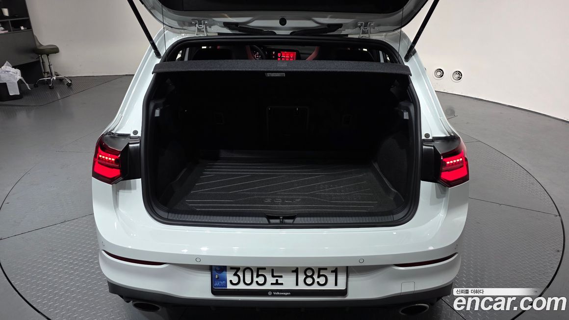 Volkswagen Golf 2024