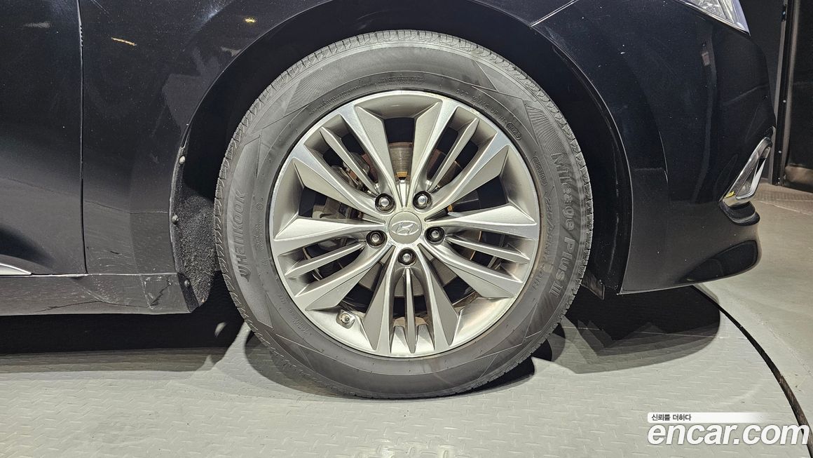 Hyundai Grandeur 2015