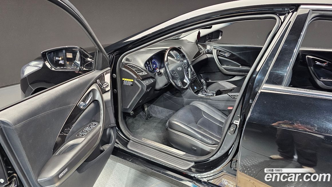 Hyundai Grandeur 2015