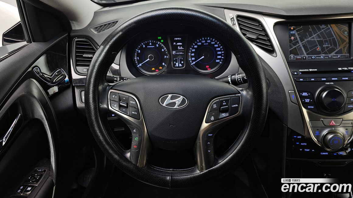 Hyundai Grandeur 2011