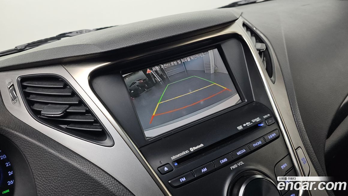 Hyundai Grandeur 2011