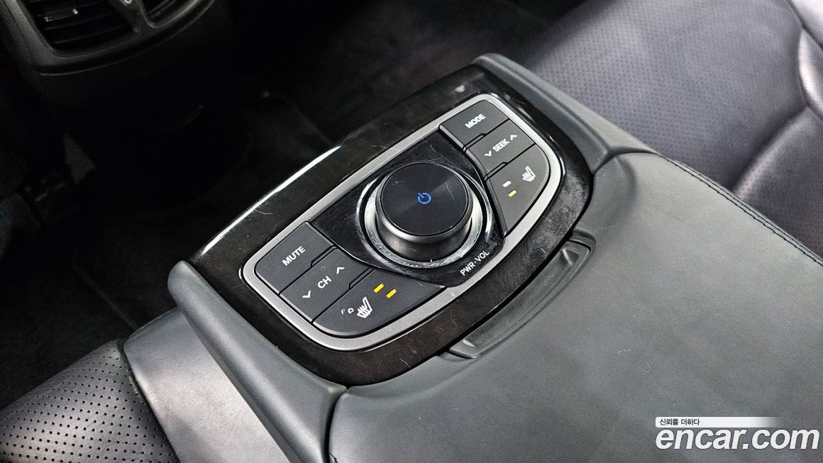 Hyundai Grandeur 2011