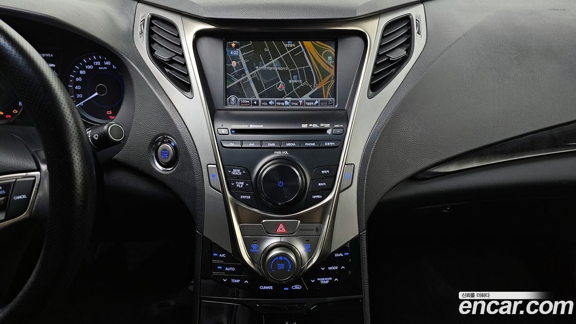 Hyundai Grandeur 2011