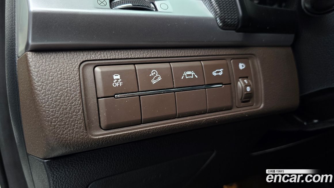 KG_Mobility_Ssangyong Rexton 2022