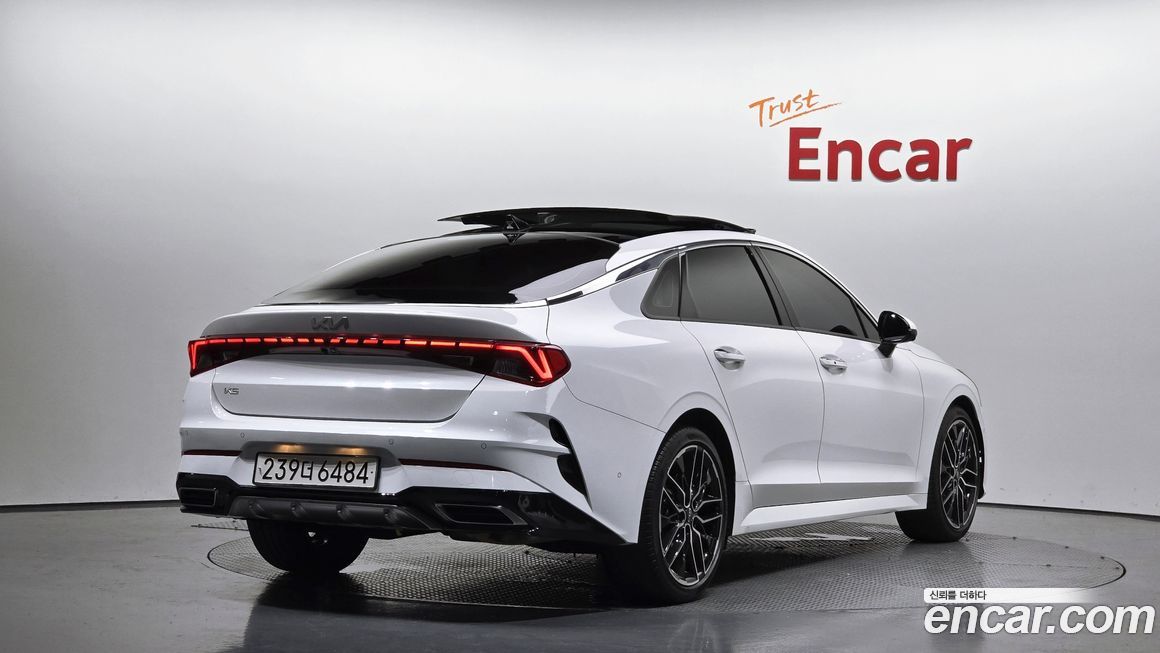 Kia K5 2023