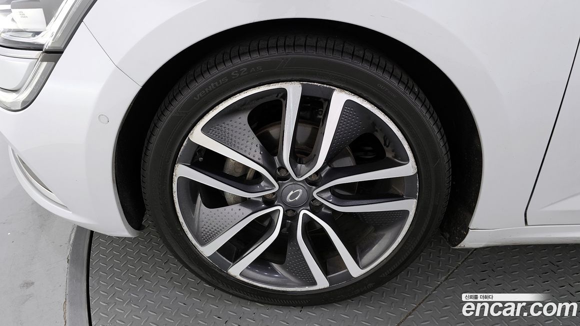 Renault-KoreaSamsung SM6 2016