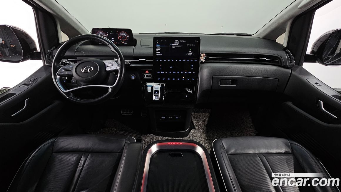 Hyundai Staria 2023
