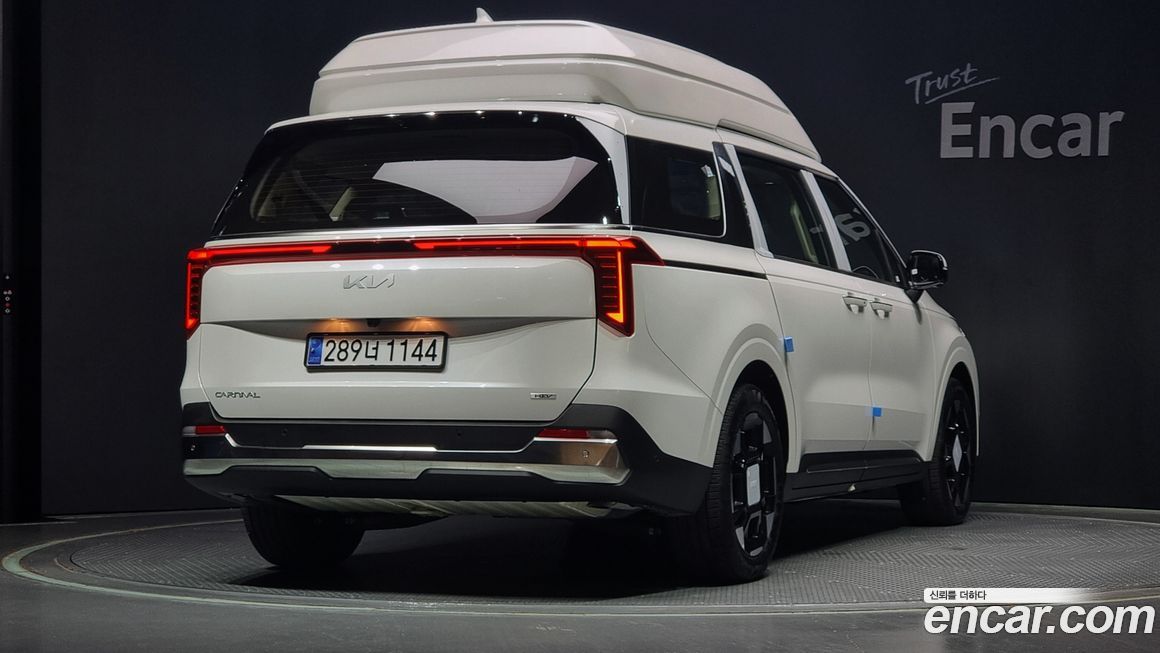 Kia Canival 2024