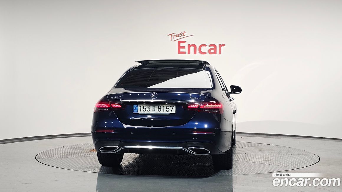 Mercedes-Benz E-Class 2021