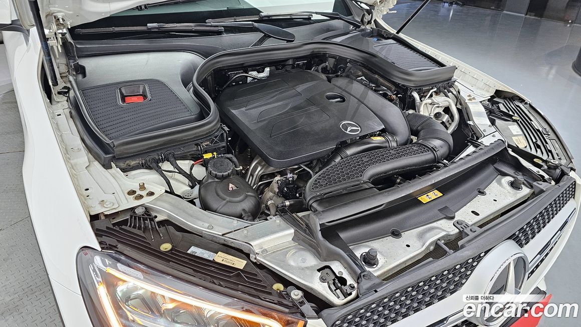 Mercedes-Benz GLC-Class 2020