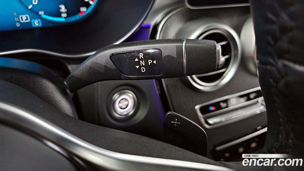 Mercedes-Benz GLC-Class 2020