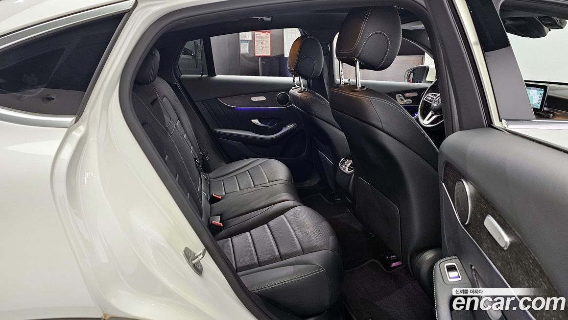 Mercedes-Benz GLC-Class 2020