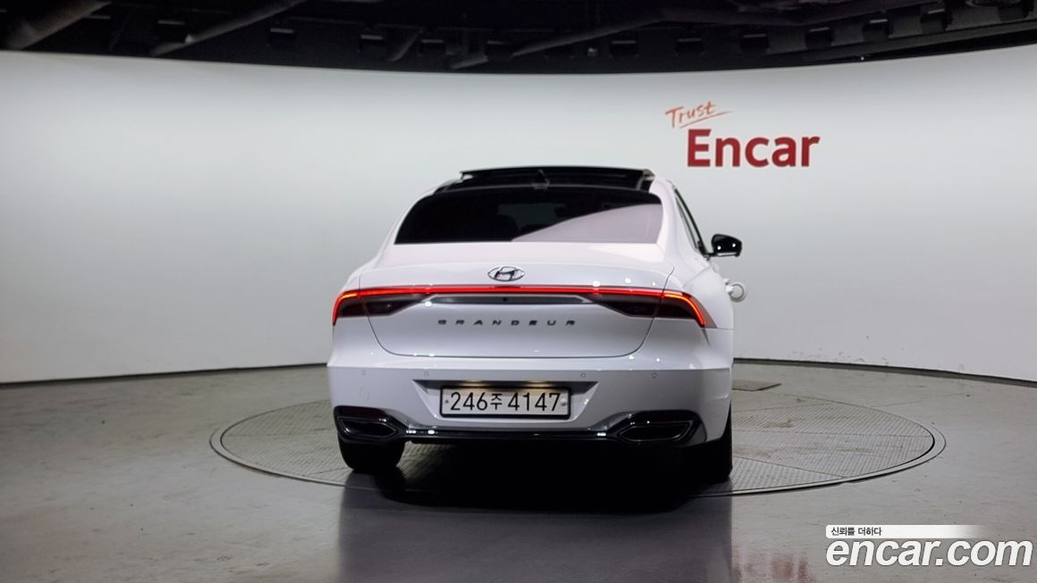 Hyundai Grandeur 2022