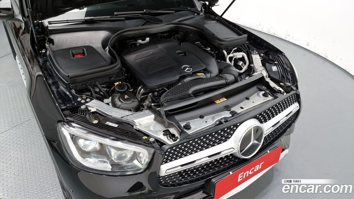 Mercedes-Benz GLC-Class 2023