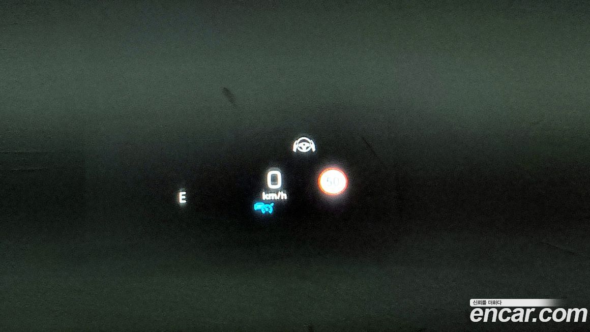 Mercedes-Benz GLC-Class 2023