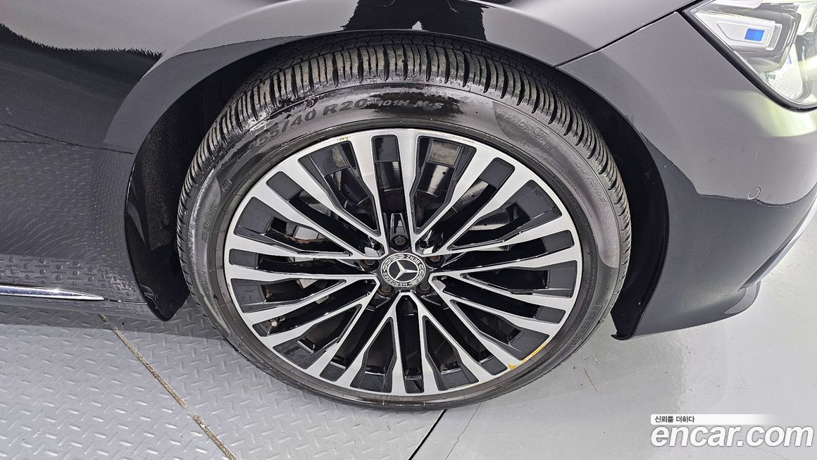 Mercedes-Benz S-Class 2021