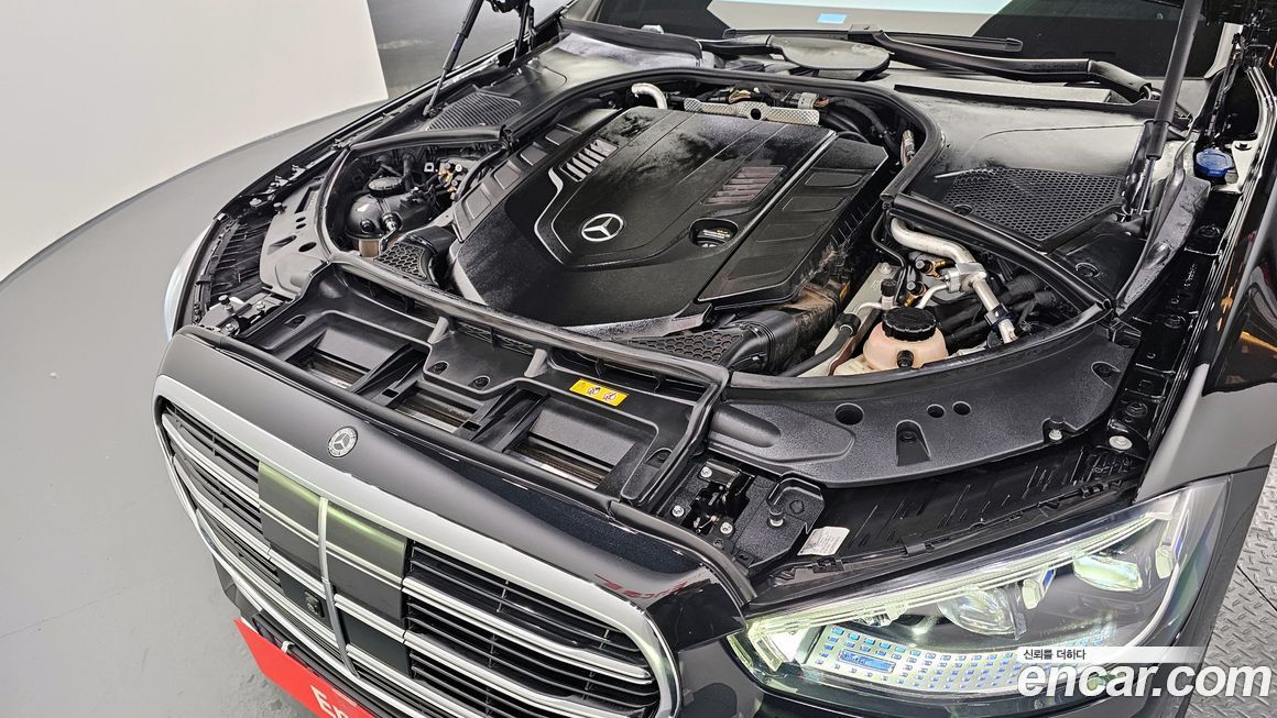 Mercedes-Benz S-Class 2021