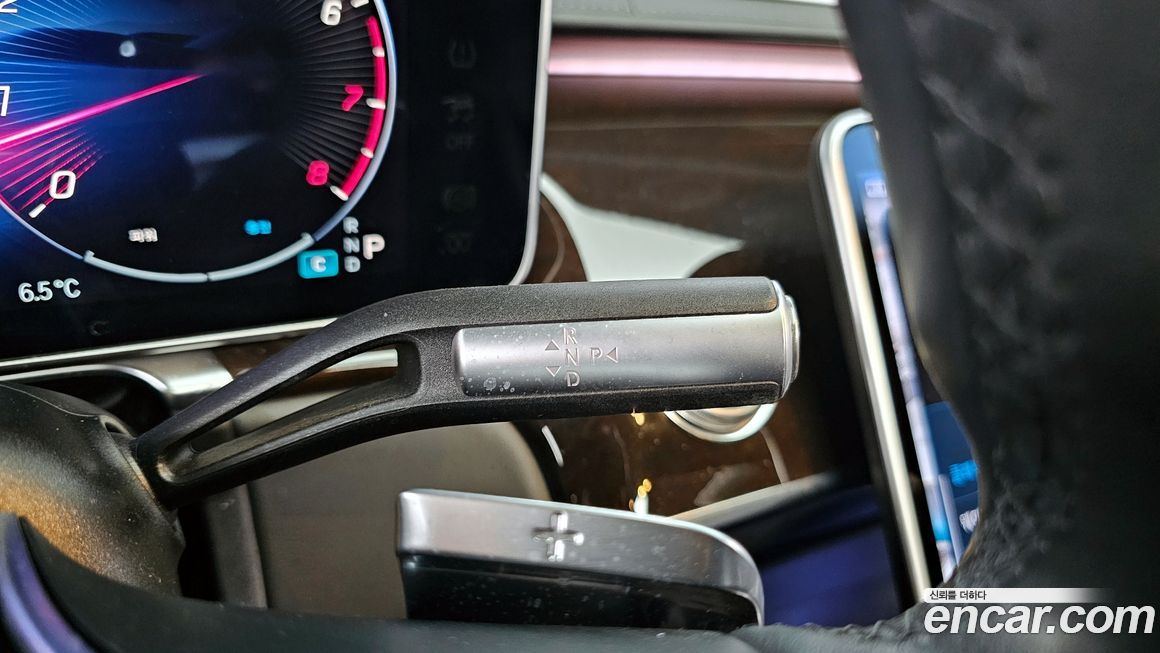 Mercedes-Benz S-Class 2021