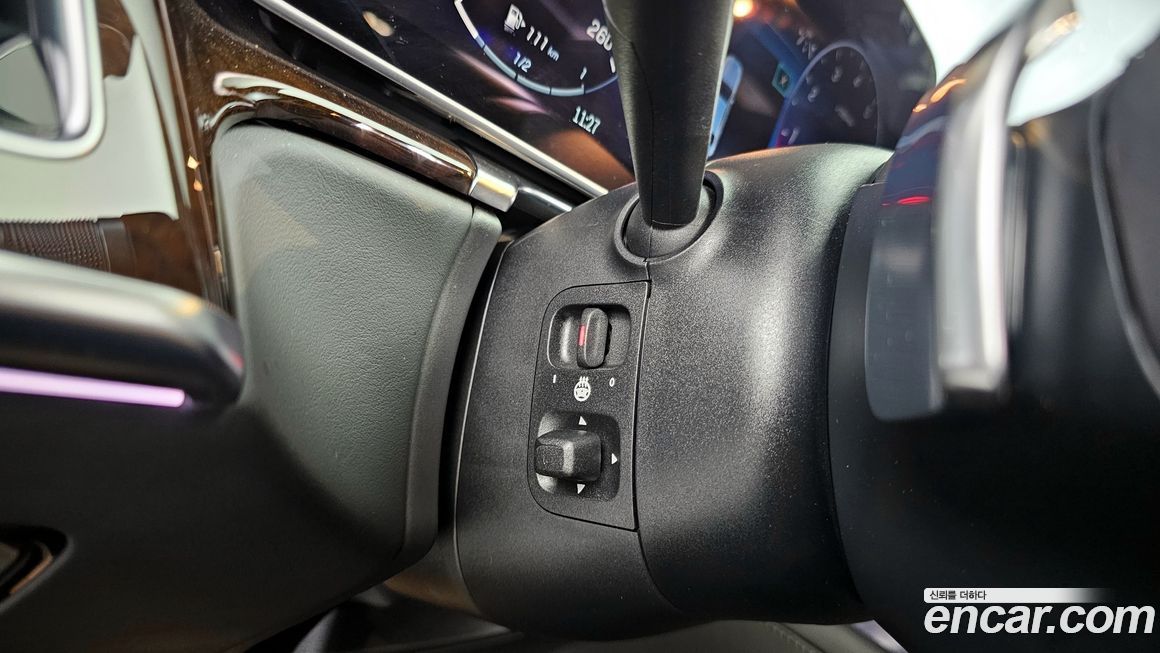 Mercedes-Benz S-Class 2021