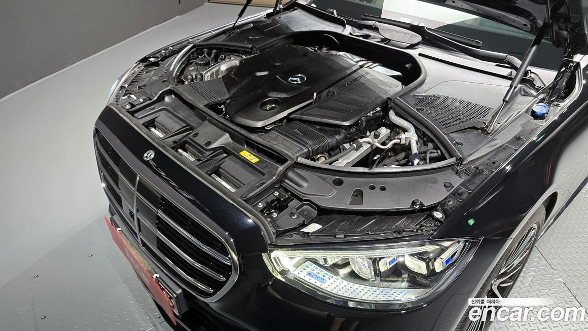 Mercedes-Benz S-Class 2022