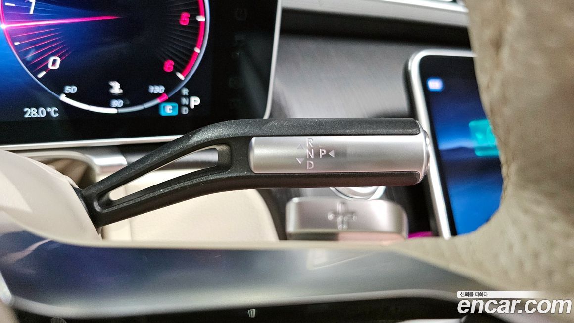 Mercedes-Benz S-Class 2022