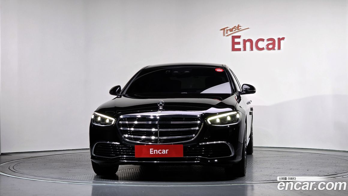 Mercedes-Benz S-Class 2024