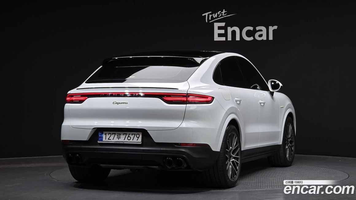Porsche Cayenne 2022