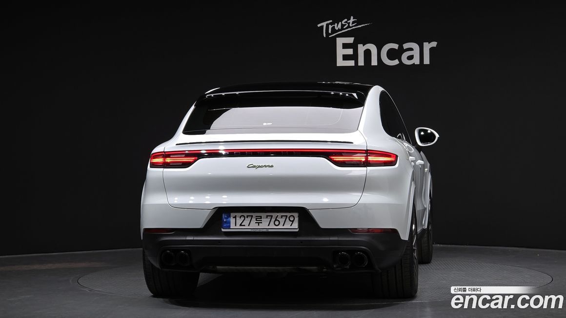 Porsche Cayenne 2022