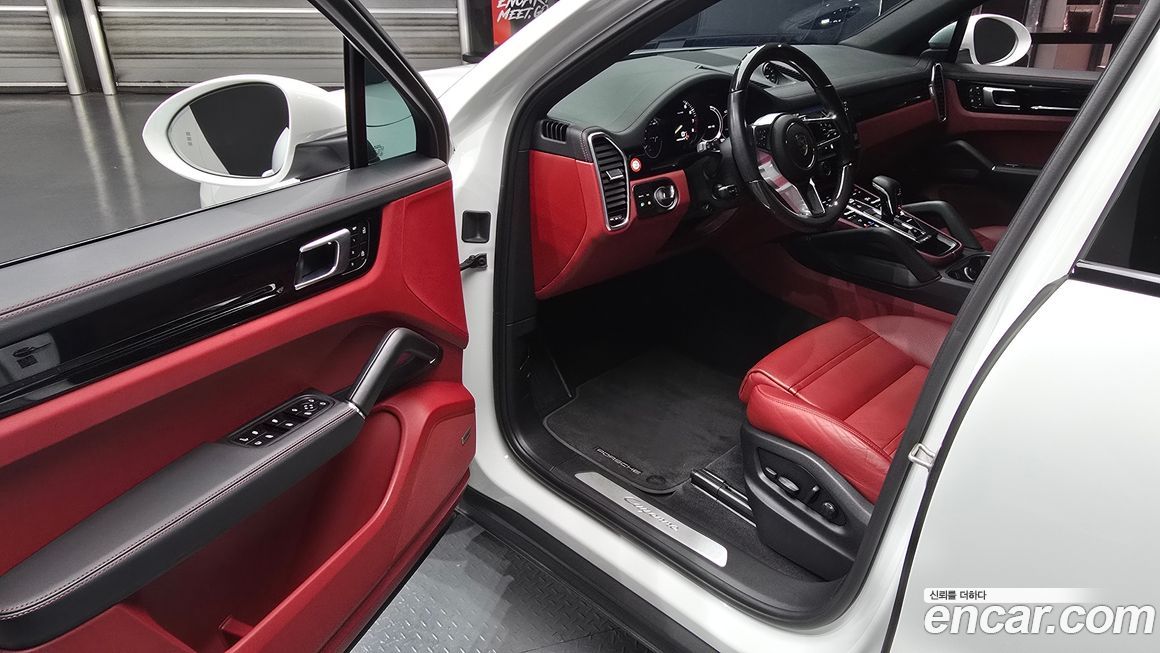 Porsche Cayenne 2022