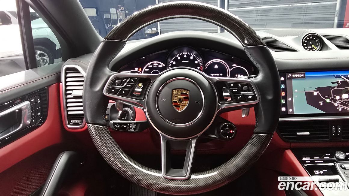 Porsche Cayenne 2022