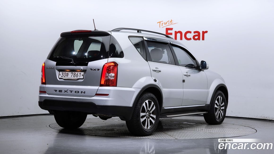 KG_Mobility_Ssangyong Rexton 2013