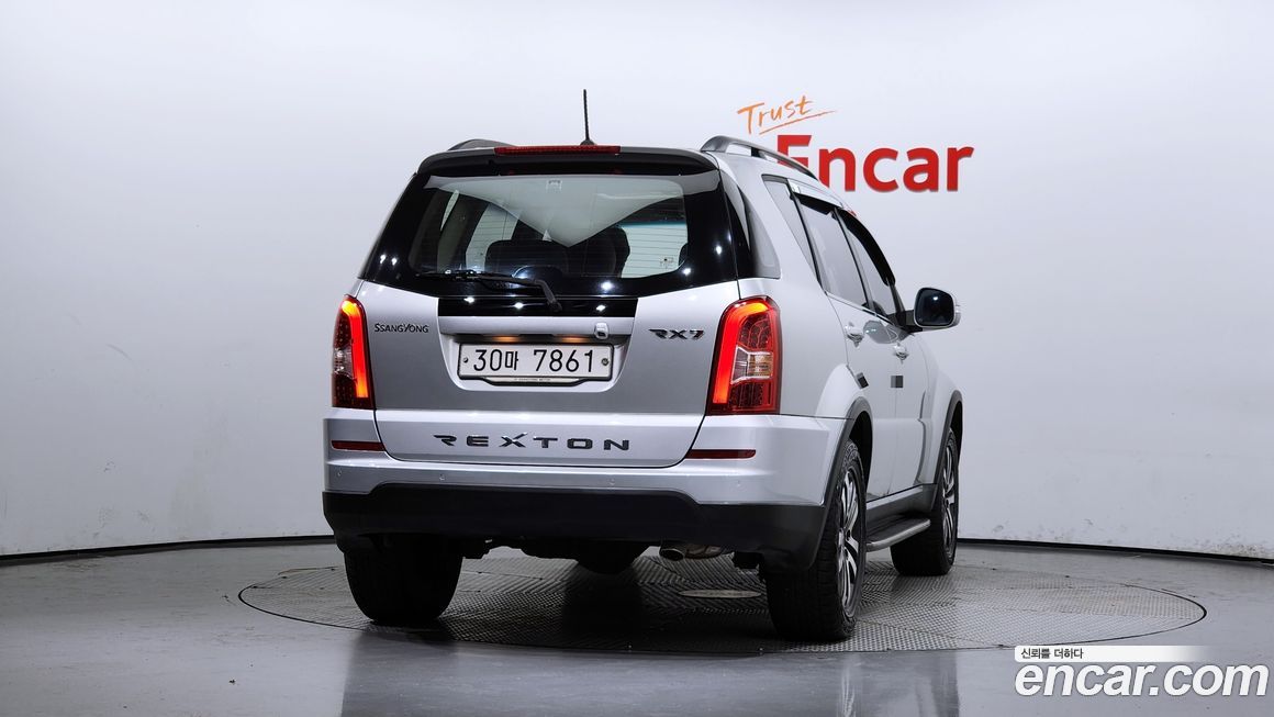 KG_Mobility_Ssangyong Rexton 2013