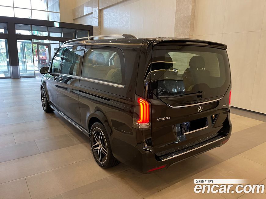 Mercedes-Benz V-Class 2025