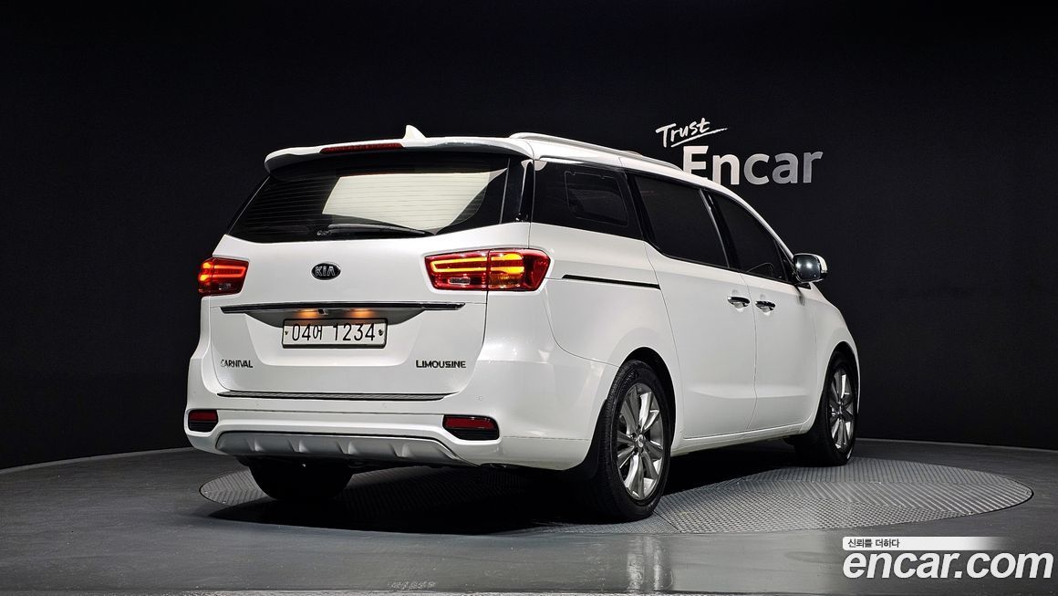 Kia Canival 2019