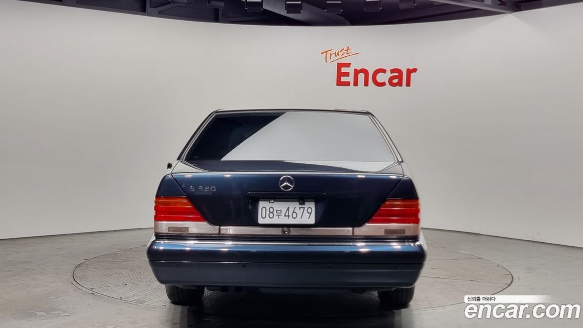 Mercedes-Benz S-Class 1996