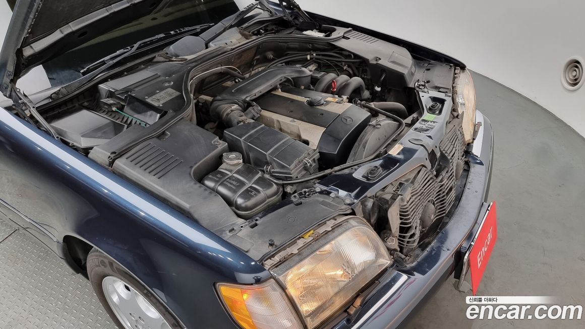 Mercedes-Benz S-Class 1996