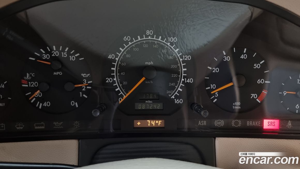 Mercedes-Benz S-Class 1996