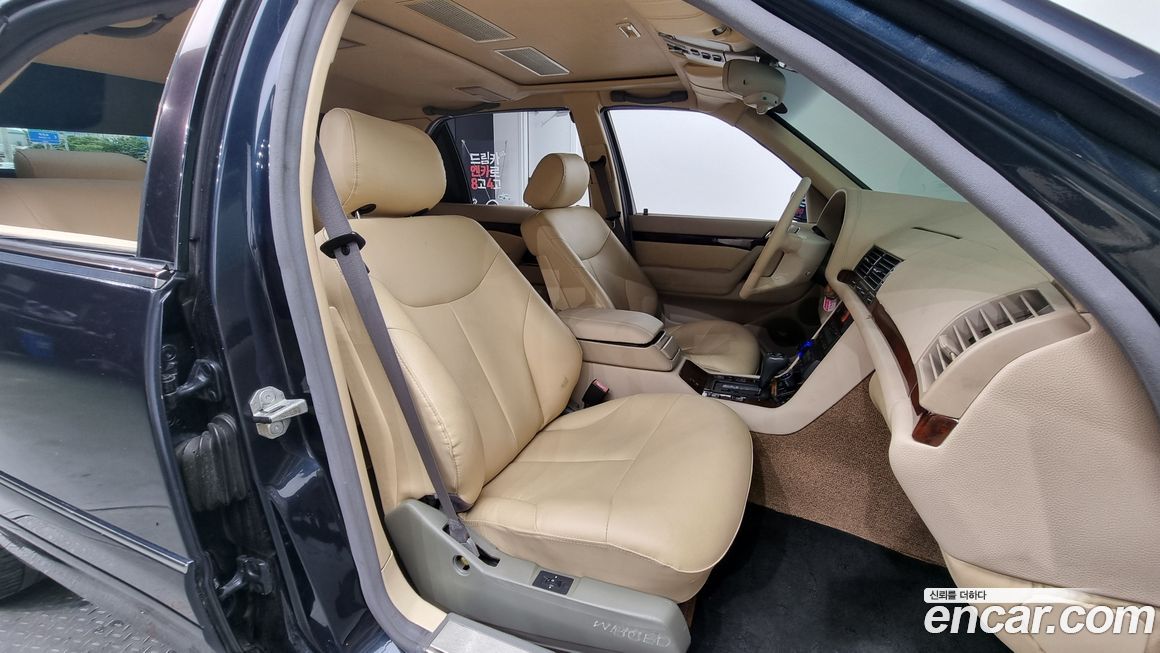Mercedes-Benz S-Class 1996