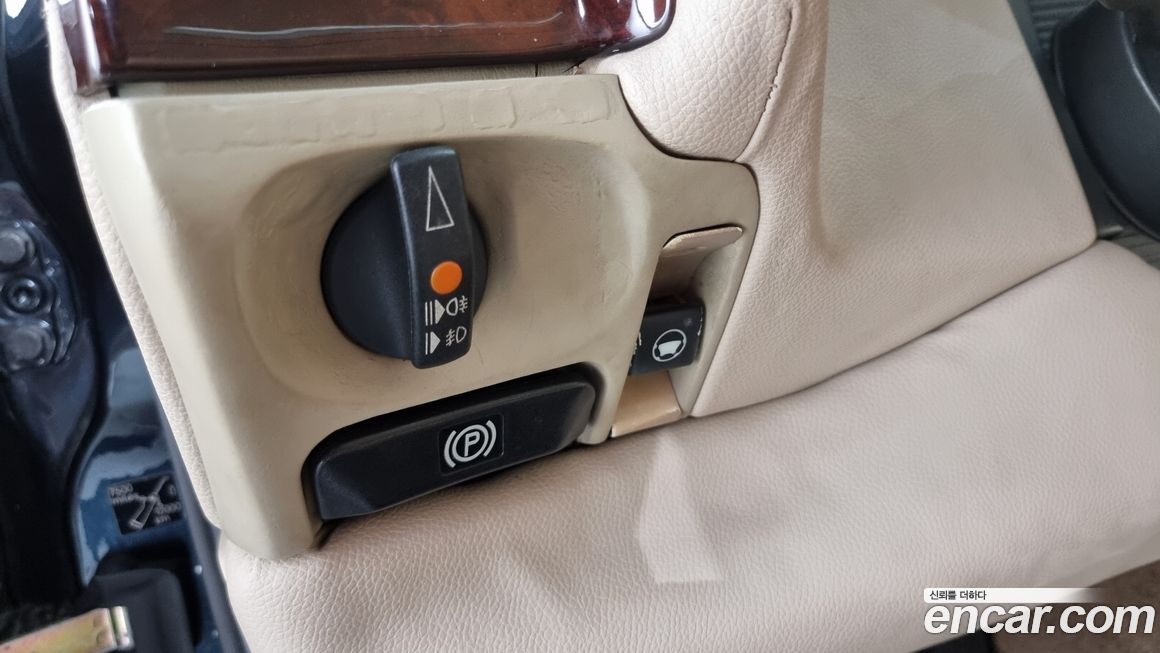 Mercedes-Benz S-Class 1996