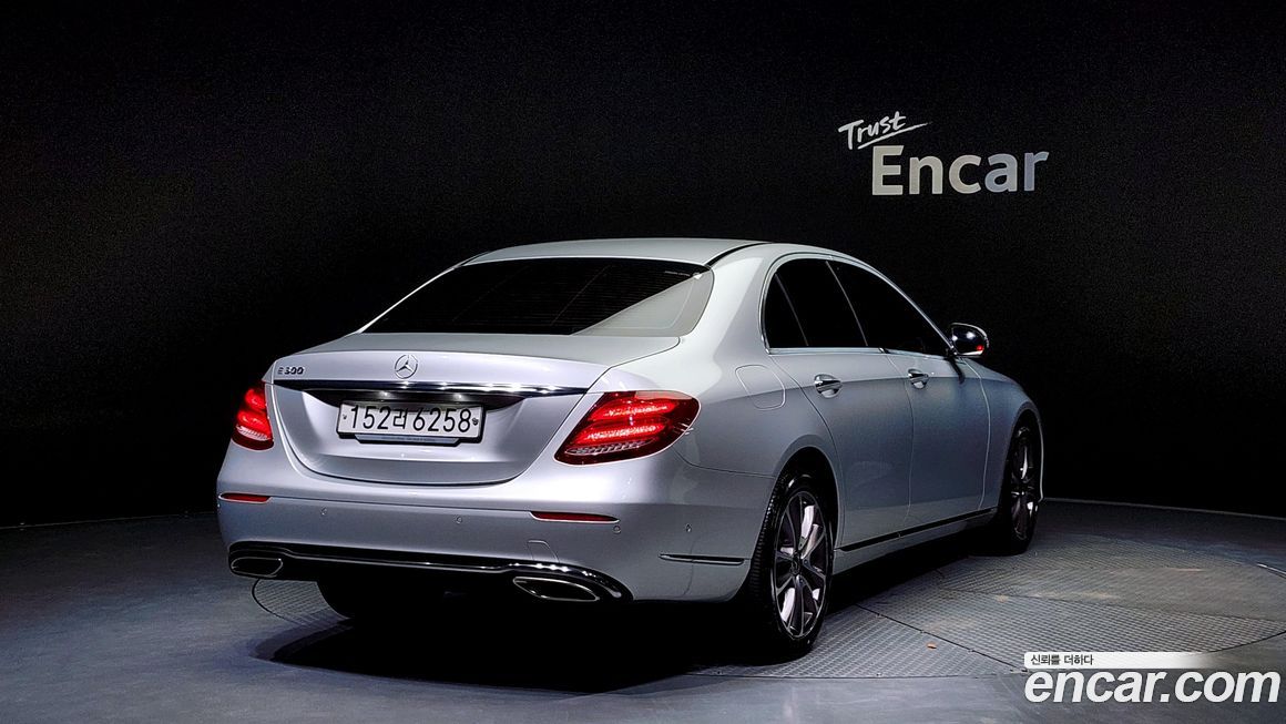 Mercedes-Benz E-Class 2018