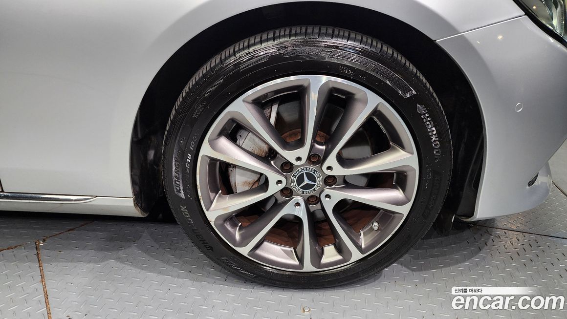 Mercedes-Benz E-Class 2018