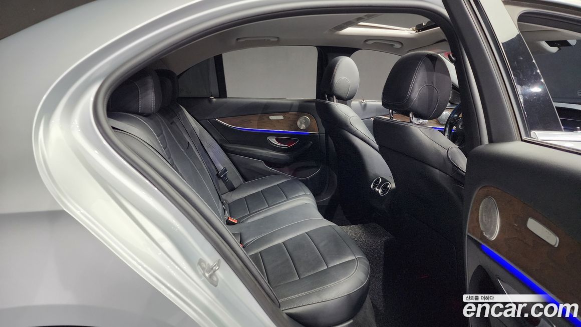 Mercedes-Benz E-Class 2018