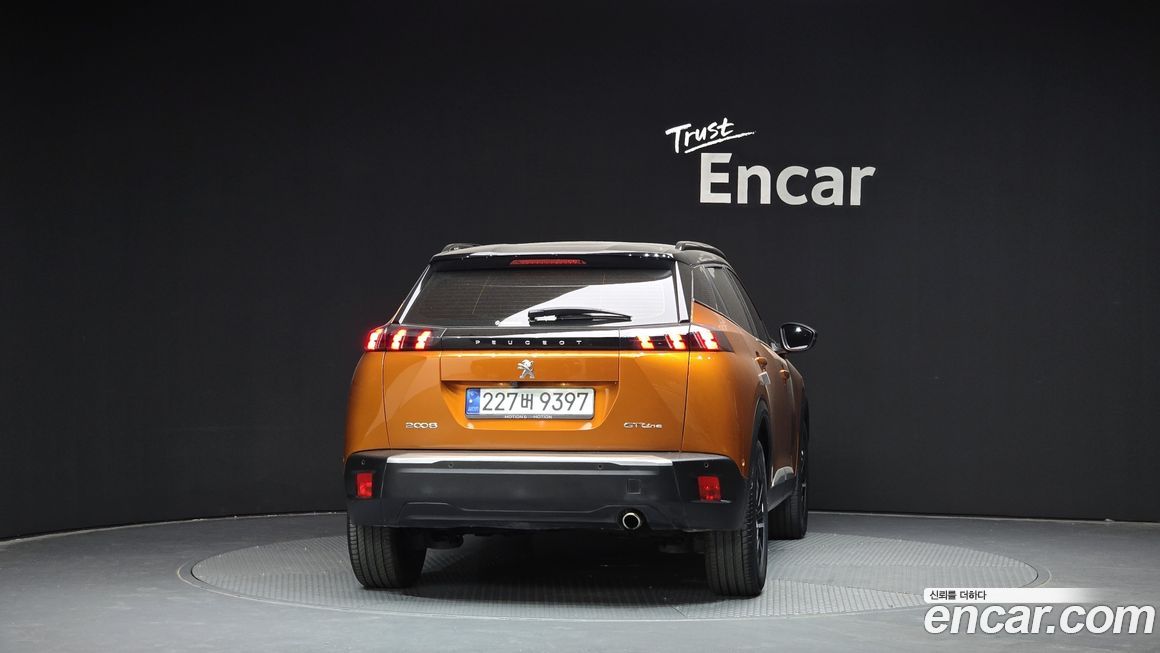 Peugeot 2008 2021