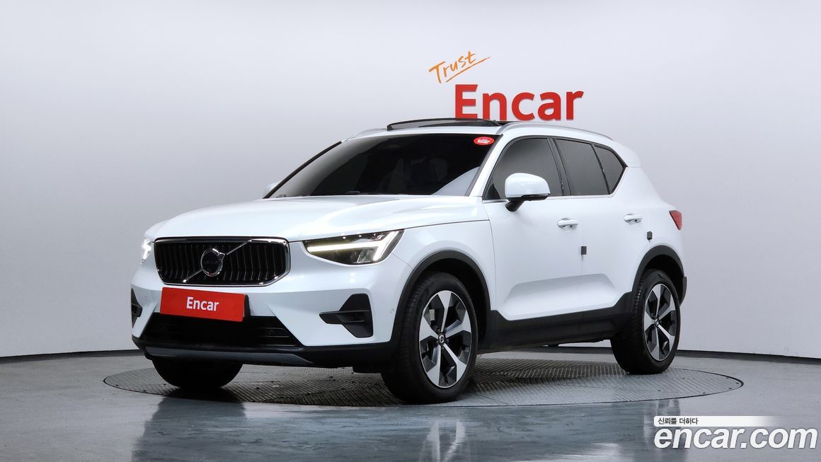 Volvo XC40 2023