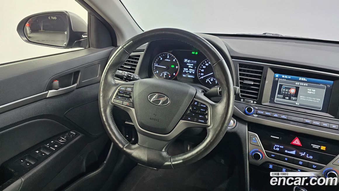 Hyundai AVANTE 2016